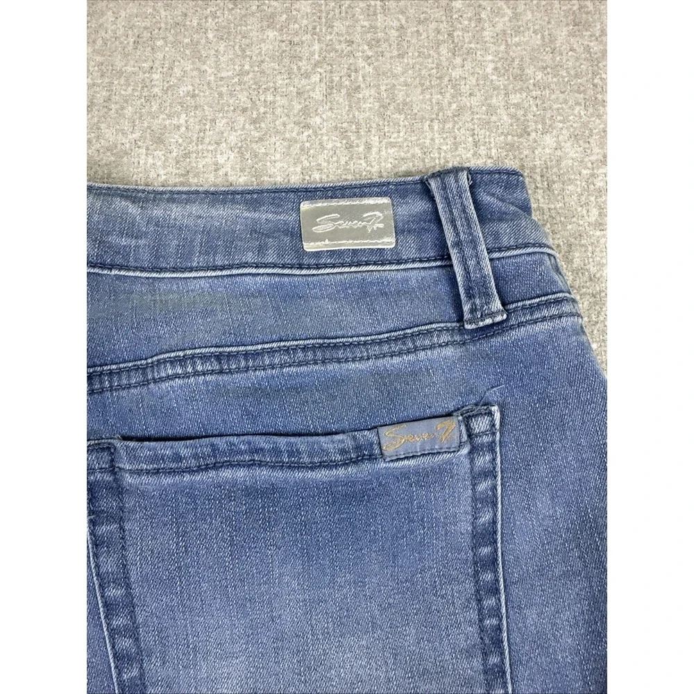 Seven For All Mankind Jean shorts Size 10 Cut Off Summer Raw Hem Distressed